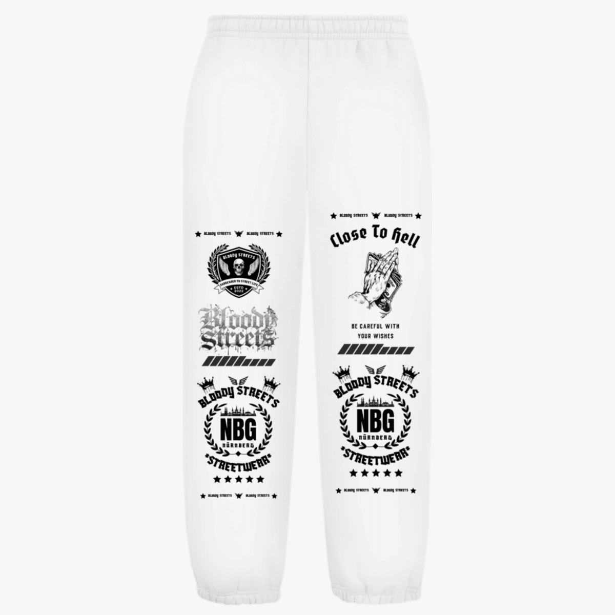 Oversize Fluffy Sweatpants Dead Skull weiß - BLOODY - STREETS.DE Streetwear Herren und Damen Hoodies, T-Shirts, Pullis