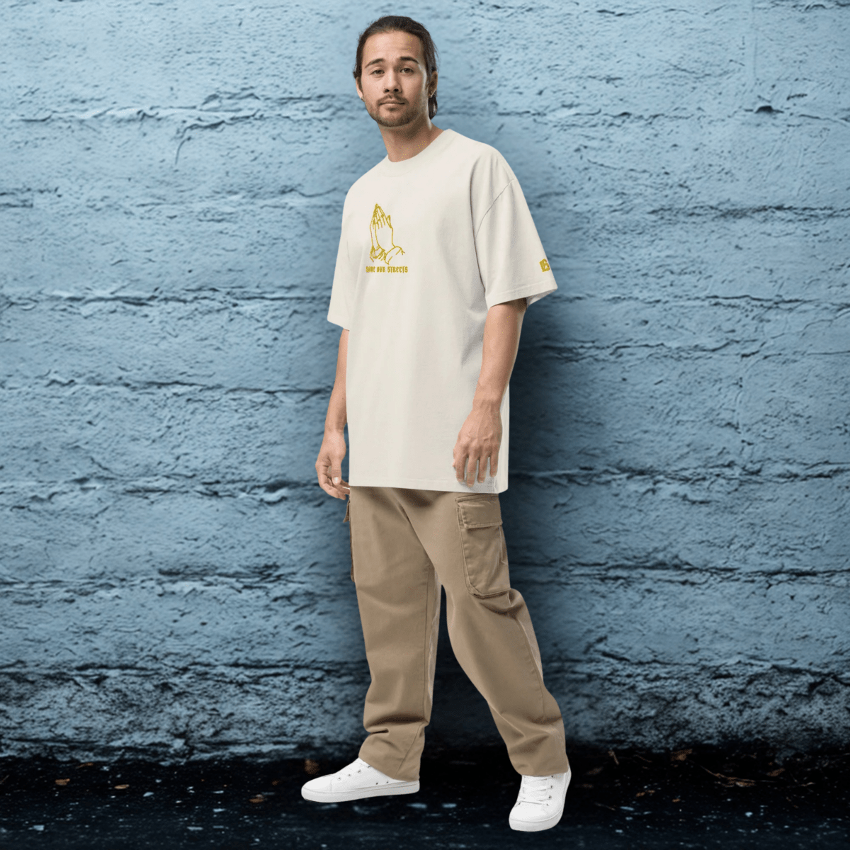 Oversized Streetwear T-Shirt mit verwaschenem Look | S.O.S. SAVE OUR STREETS - BLOODY - STREETS.DE Streetwear Herren und Damen Hoodies, T-Shirts, Pullis