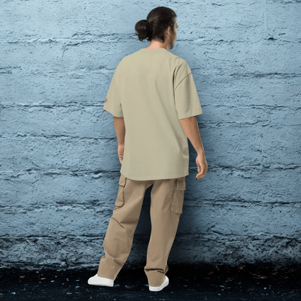 Oversized Streetwear T-Shirt mit verwaschenem Look | S.O.S. SAVE OUR STREETS - BLOODY - STREETS.DE Streetwear Herren und Damen Hoodies, T-Shirts, Pullis