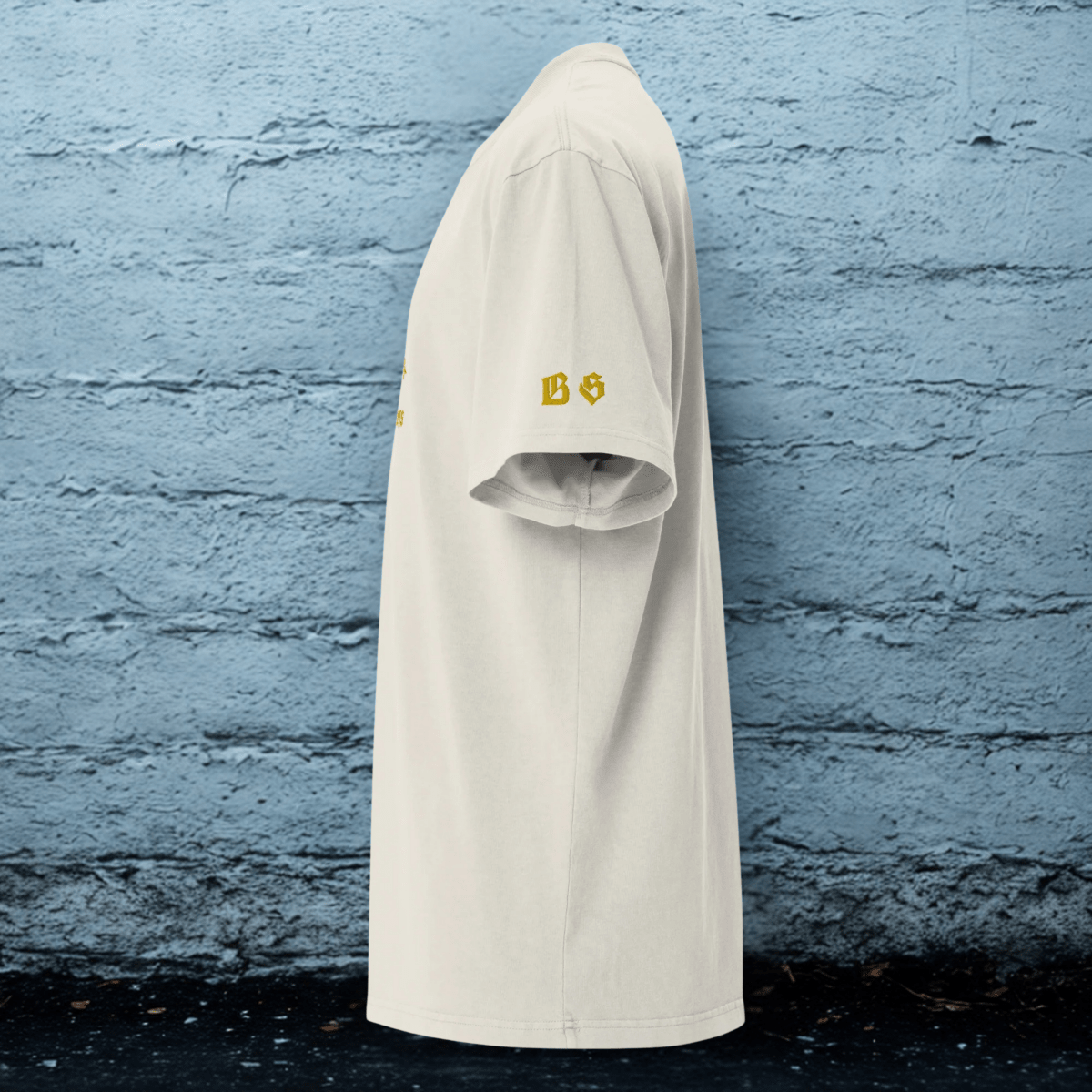 Oversized Streetwear T-Shirt mit verwaschenem Look | S.O.S. SAVE OUR STREETS - BLOODY - STREETS.DE Streetwear Herren und Damen Hoodies, T-Shirts, Pullis