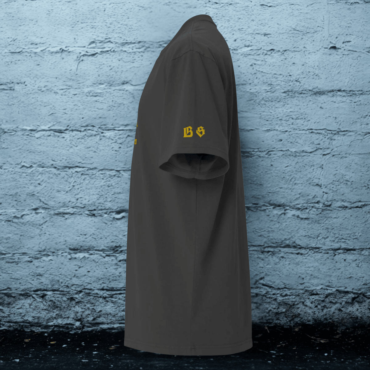 Oversized Streetwear T-Shirt mit verwaschenem Look | S.O.S. SAVE OUR STREETS - BLOODY - STREETS.DE Streetwear Herren und Damen Hoodies, T-Shirts, Pullis
