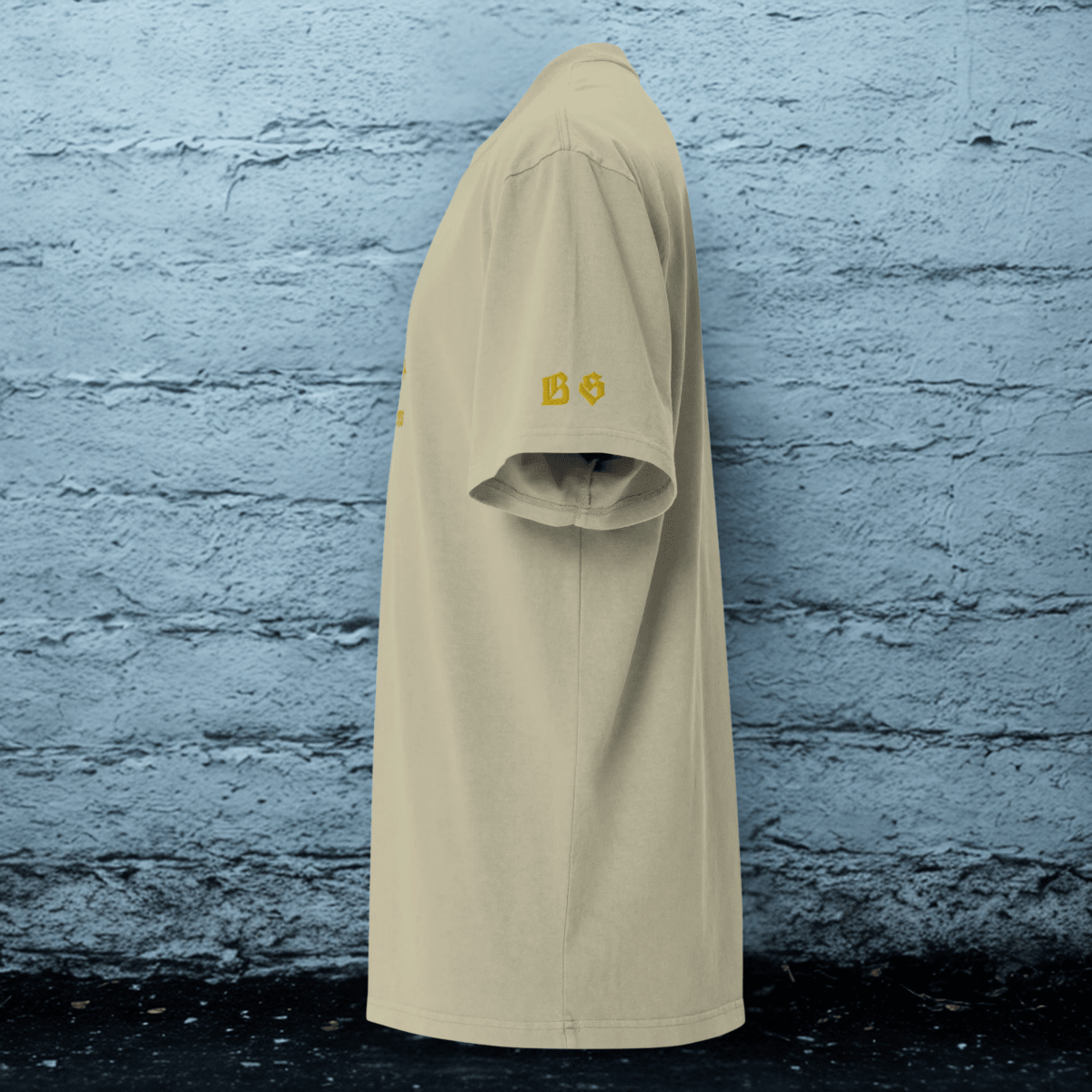 Oversized Streetwear T-Shirt mit verwaschenem Look | S.O.S. SAVE OUR STREETS - BLOODY - STREETS.DE Streetwear Herren und Damen Hoodies, T-Shirts, Pullis