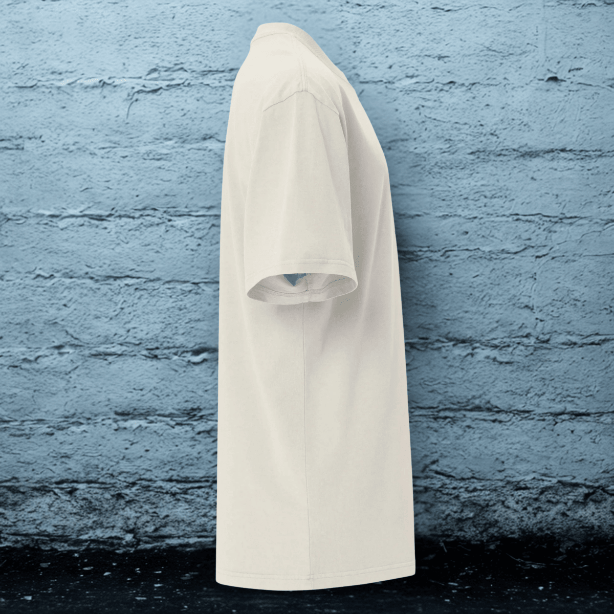 Oversized Streetwear T-Shirt mit verwaschenem Look | S.O.S. SAVE OUR STREETS - BLOODY - STREETS.DE Streetwear Herren und Damen Hoodies, T-Shirts, Pullis