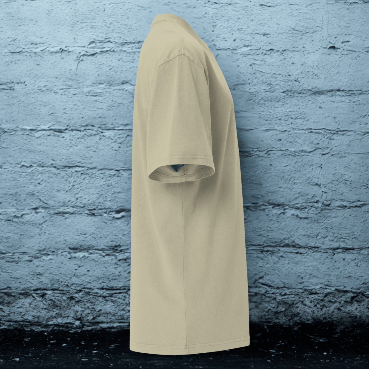 Oversized Streetwear T-Shirt mit verwaschenem Look | S.O.S. SAVE OUR STREETS - BLOODY - STREETS.DE Streetwear Herren und Damen Hoodies, T-Shirts, Pullis